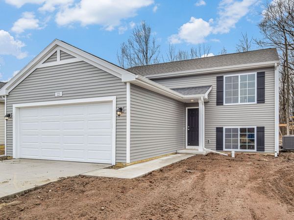 1107 E Henry Drive, Knox, IN 46534