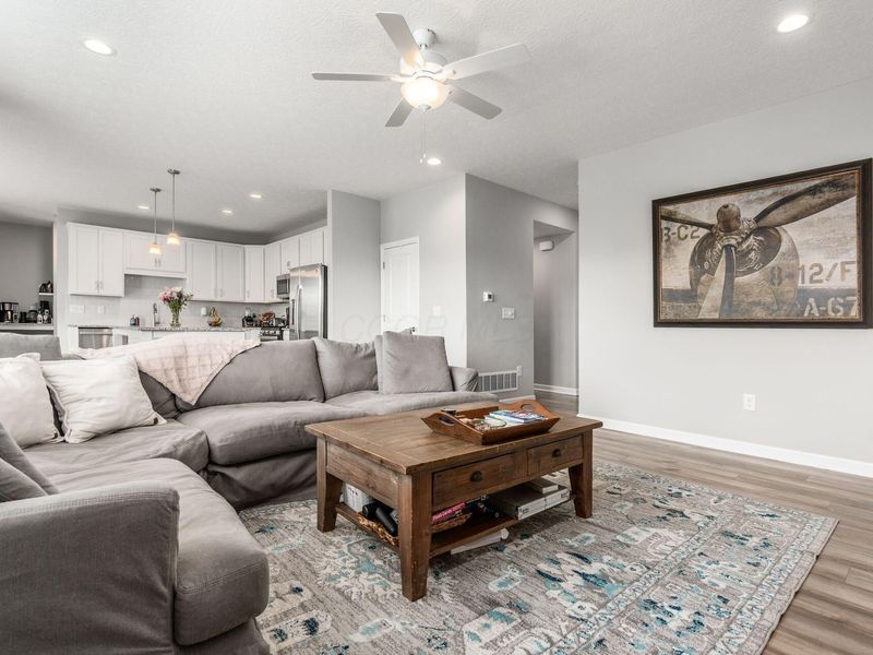 107 Mahogany Drive, Lewis Center, OH 43035 Photo 2