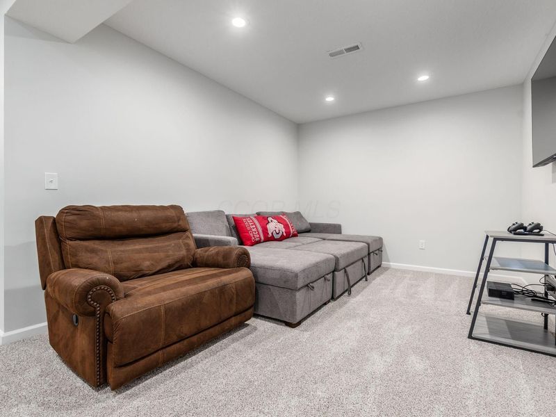 107 Mahogany Drive, Lewis Center, OH 43035 Photo 33