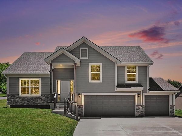 1301 W Concord Drive, Plattsburg, MO 64477