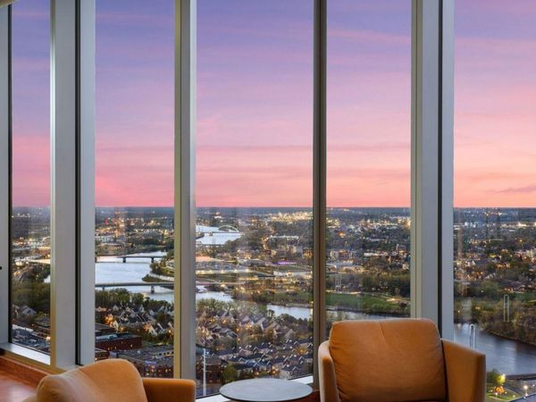 255 Hennepin Avenue, Unit 3303, Minneapolis, MN 55408