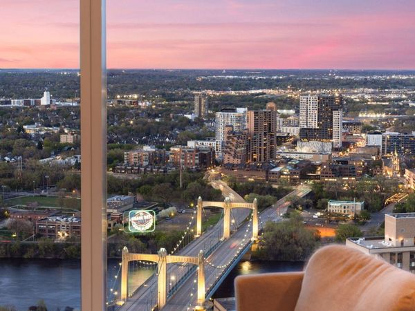 255 Hennepin Avenue, Unit 3303, Minneapolis, MN 55408