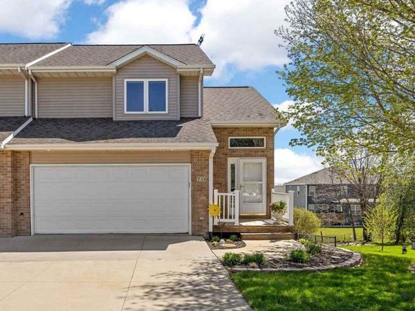 716 Croell, Tiffin, IA 52340