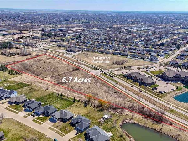 Lot 2 Tower Terrace Rd, Marion, IA 52302
