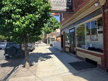 330 32 E GIRARD AVENUE, PHILADELPHIA, PA 19125