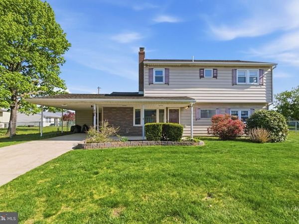 154 PINEWOOD DRIVE, LEVITTOWN, PA 19054