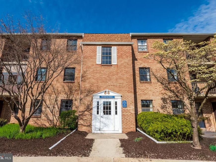 130 Riversedge , Unit CONDO 130, Norristown, PA 19403 Main Photo