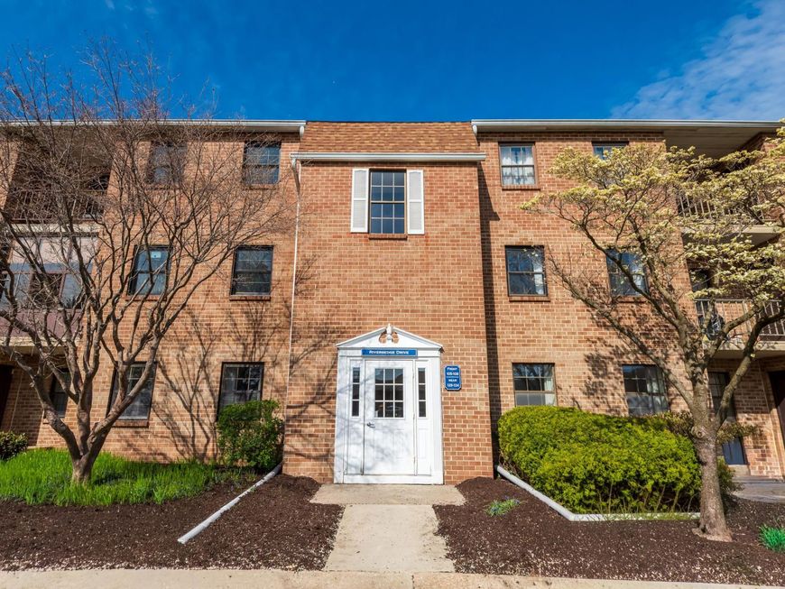 130 Riversedge, Unit CONDO 130, Norristown, PA 19403 Main Photo