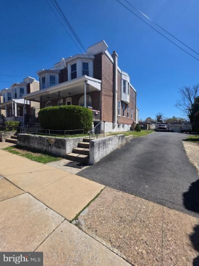 1245 E 11TH STREET , CRUM LYNNE, PA 19022