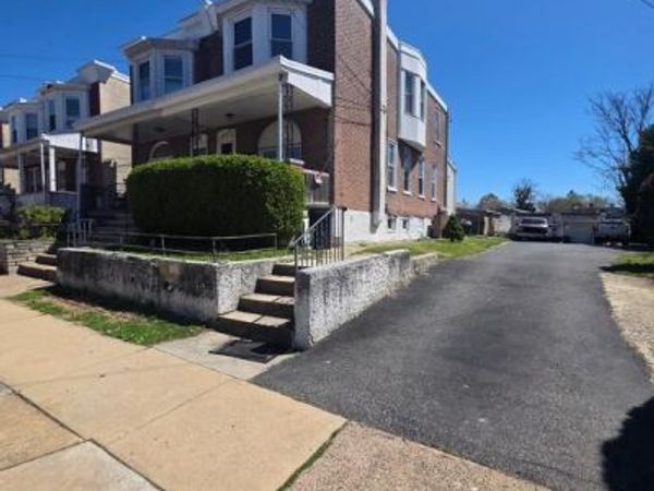 1245 E 11TH STREET, CRUM LYNNE, PA 19022