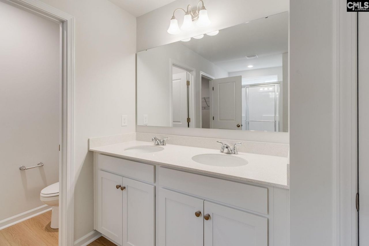 233 Kingsley Drive  Photo 16