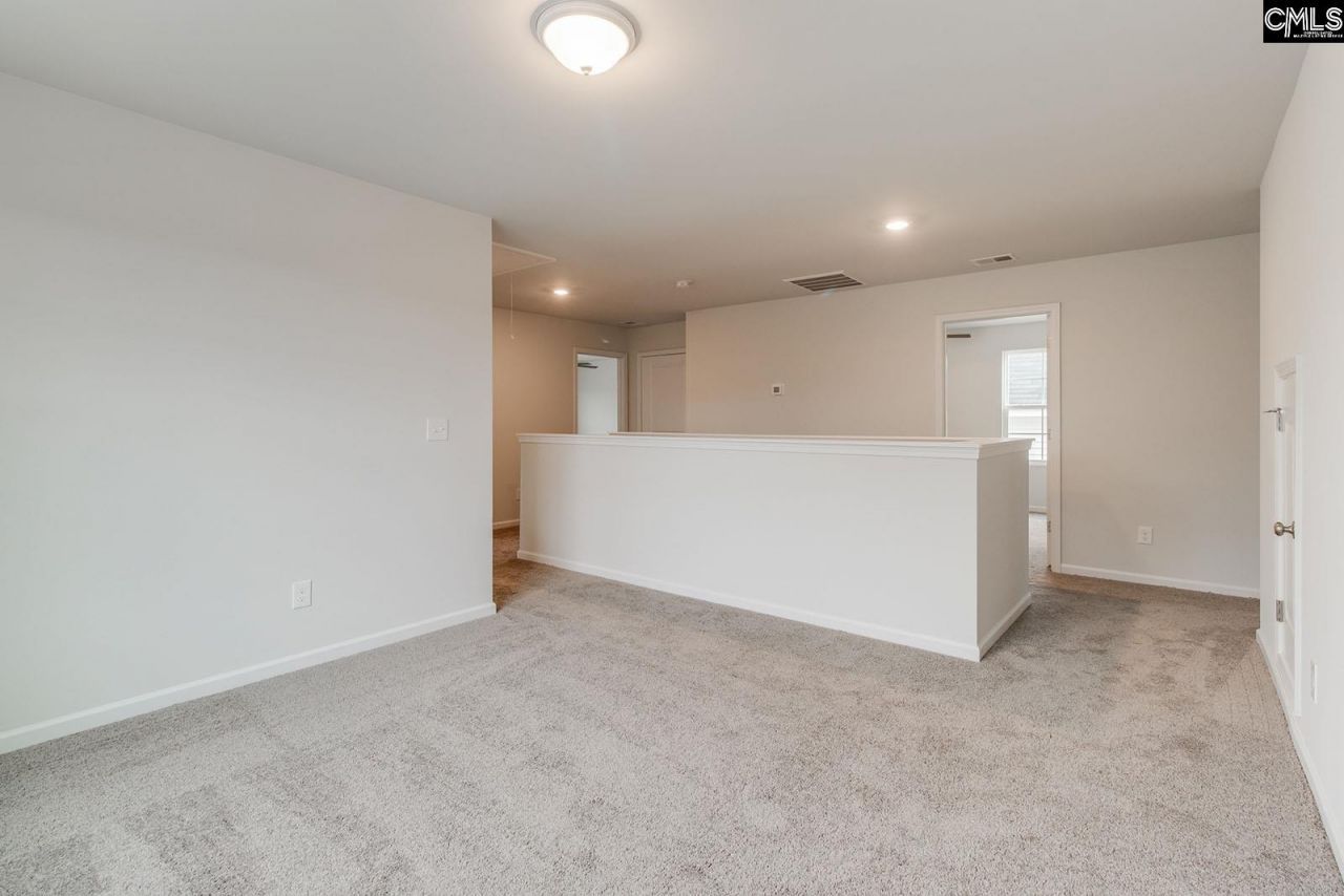 233 Kingsley Drive  Photo 18