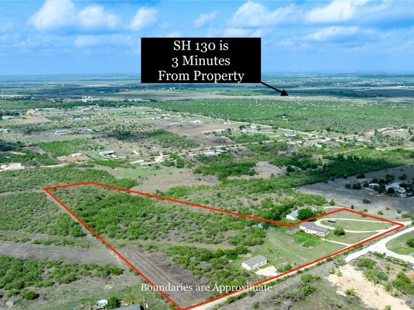 230 Sunkist DR, Lockhart, TX 78644