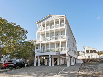 304 S Hillside Drive, Unit B, North Myrtle Beach, SC 29582