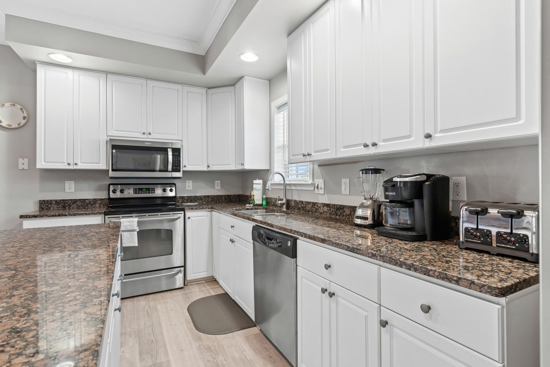 304 S Hillside Drive Photo 18