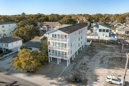 304 S Hillside Drive photo 4