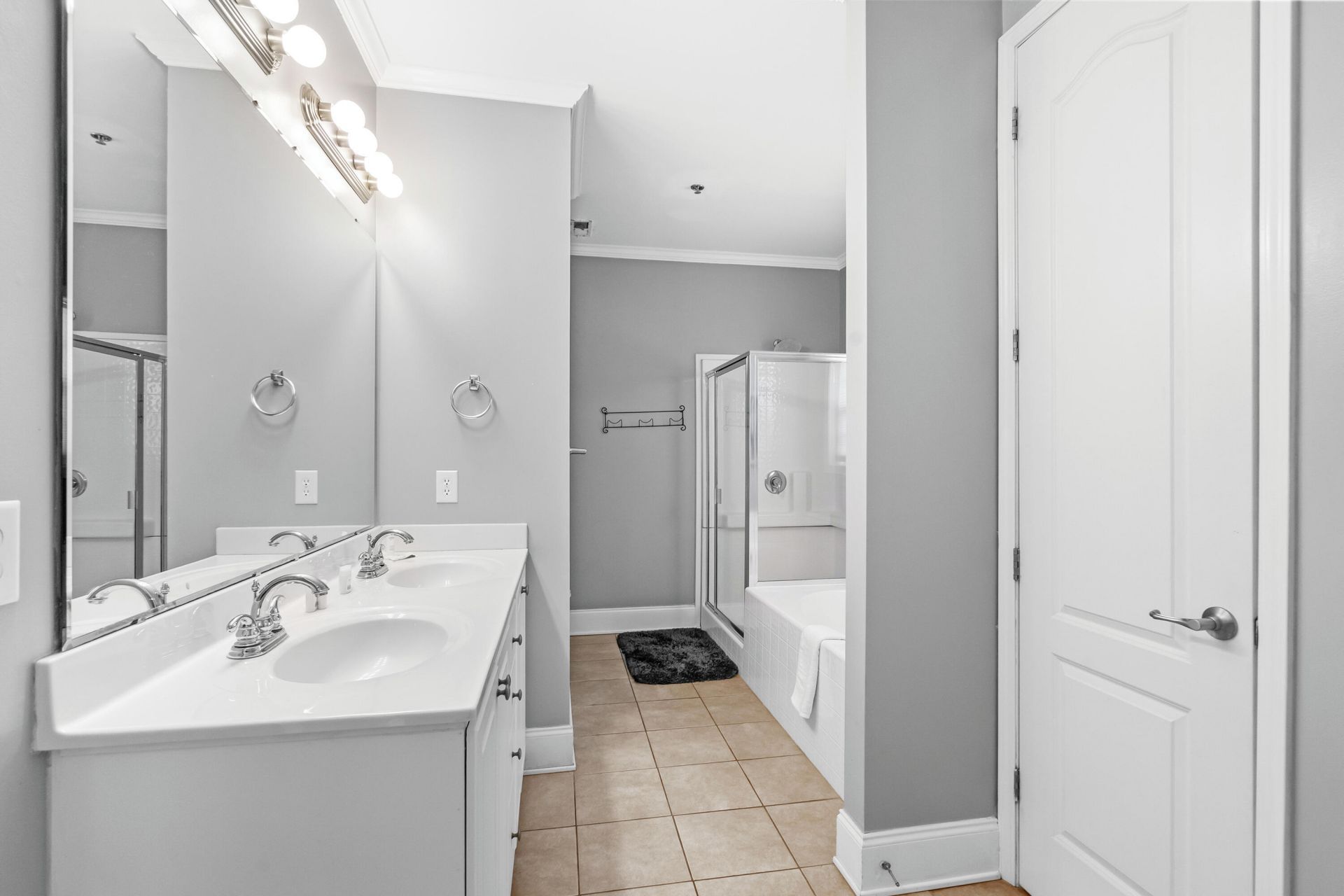 304 S Hillside Drive Photo 35