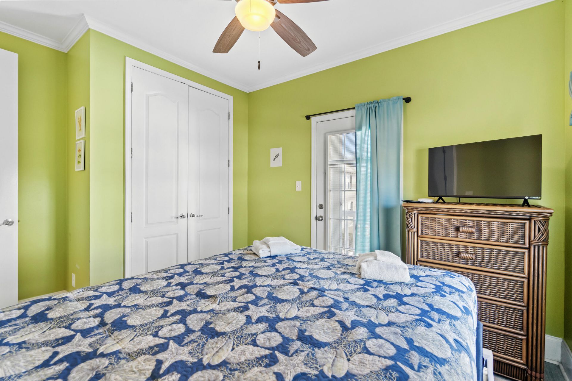 304 S Hillside Drive Photo 44