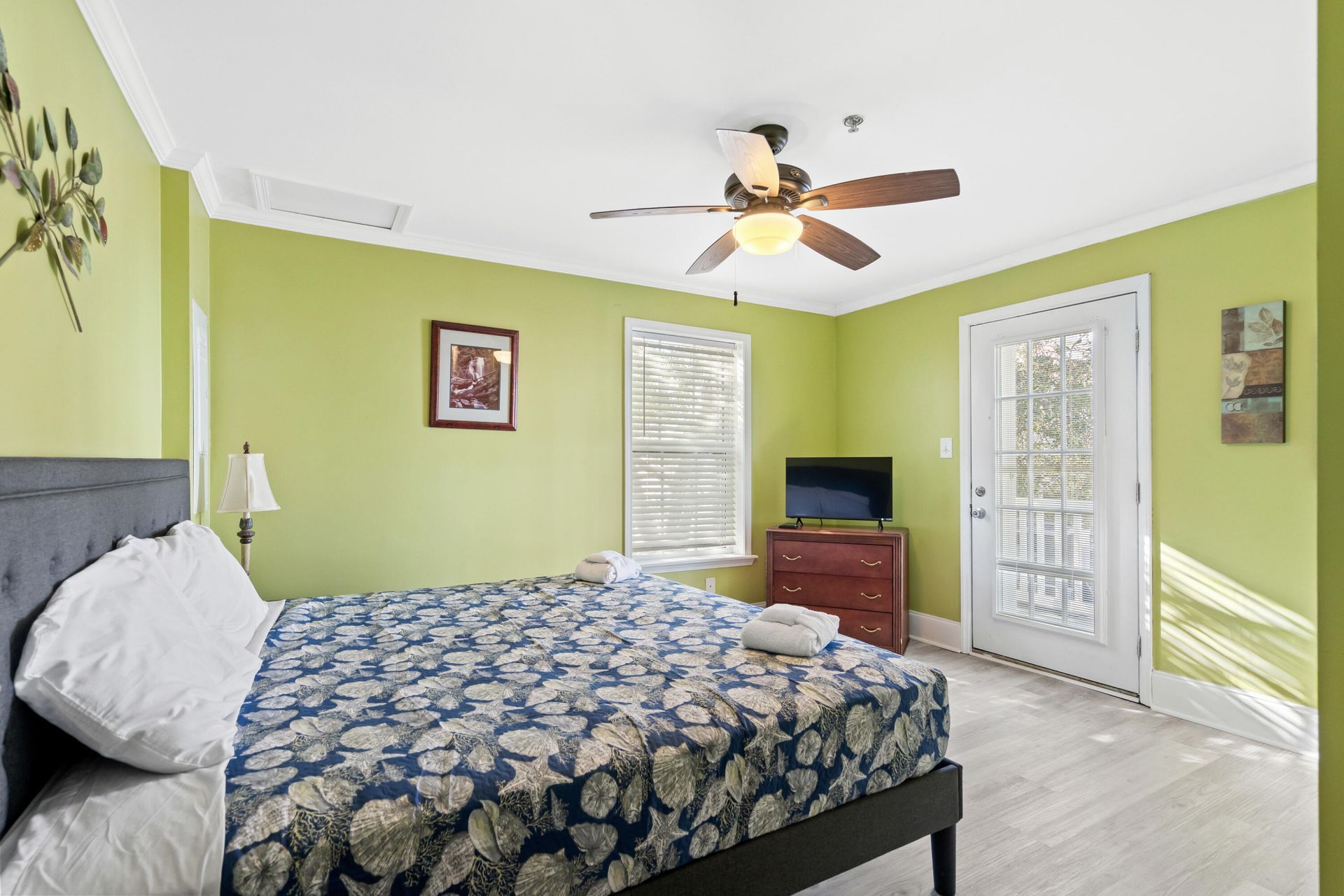304 S Hillside Drive Photo 53