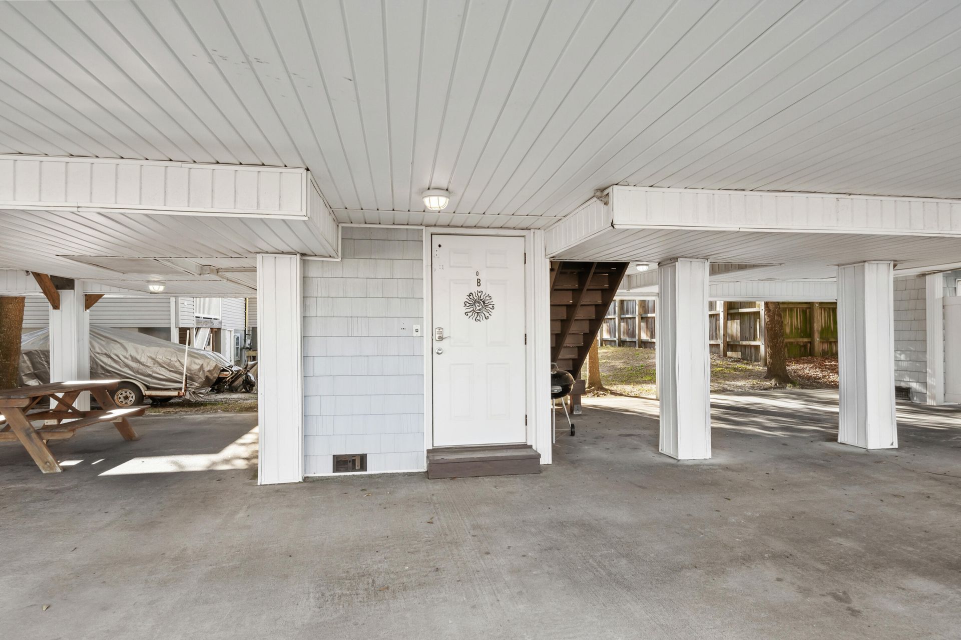 304 S Hillside Drive Photo 70