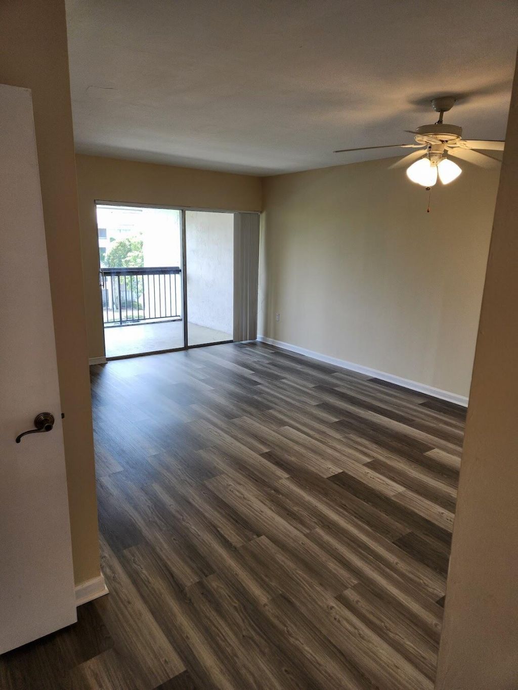 731 N Pine Island Road, Unit 402, Plantation, FL 33324 Photo