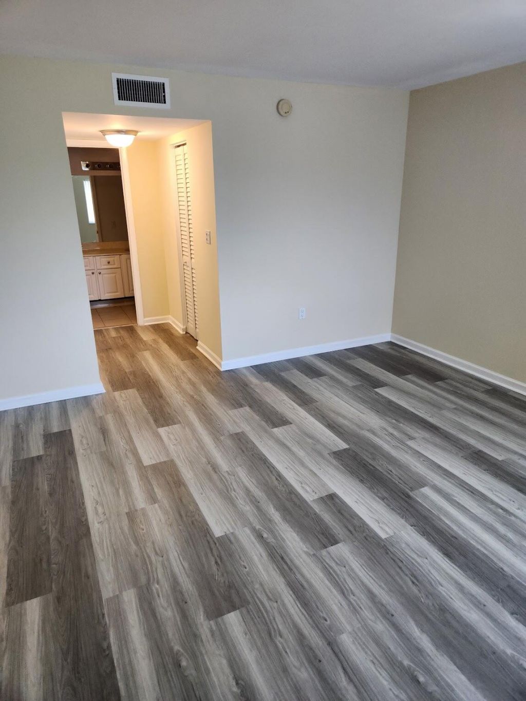 731 N Pine Island Road, Unit 402, Plantation, FL 33324 Photo
