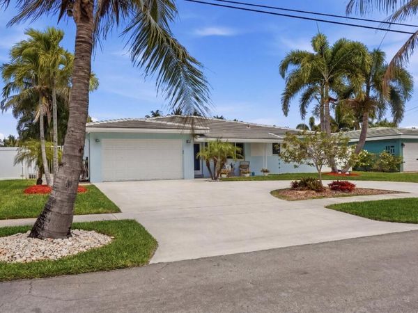 380 SE 5th Avenue, Pompano Beach, FL 33060