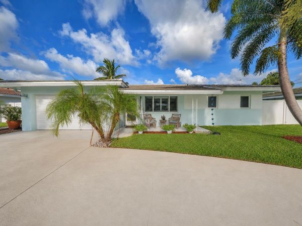 380 SE 5th Avenue, Pompano Beach, FL 33060