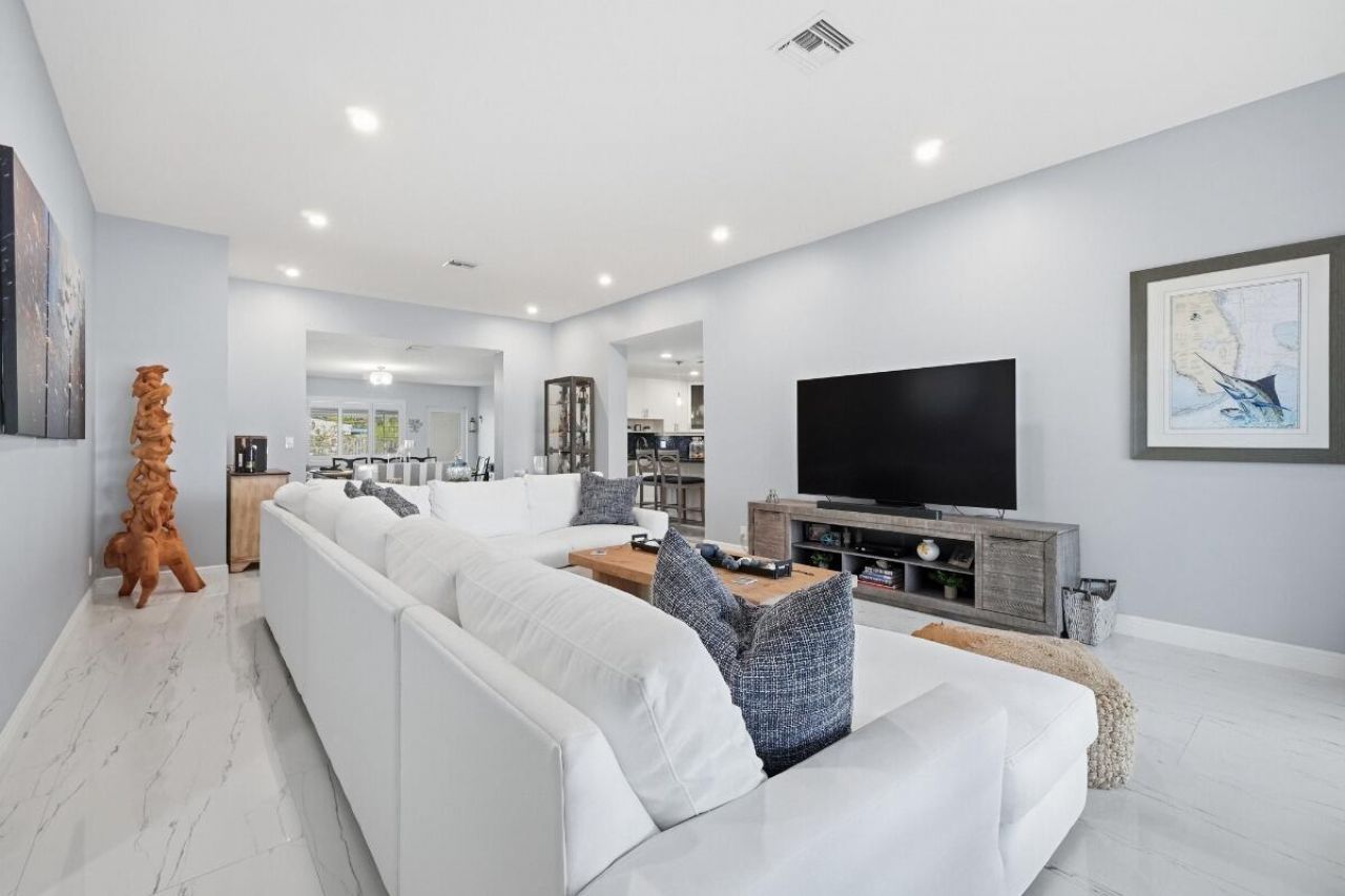 380 SE 5th Avenue, Pompano Beach, FL 33060 Photo