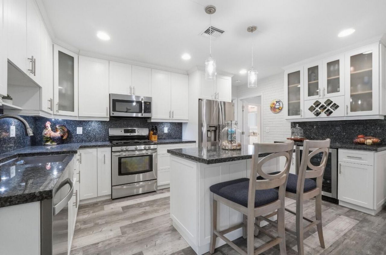 380 SE 5th Avenue, Pompano Beach, FL 33060 Photo