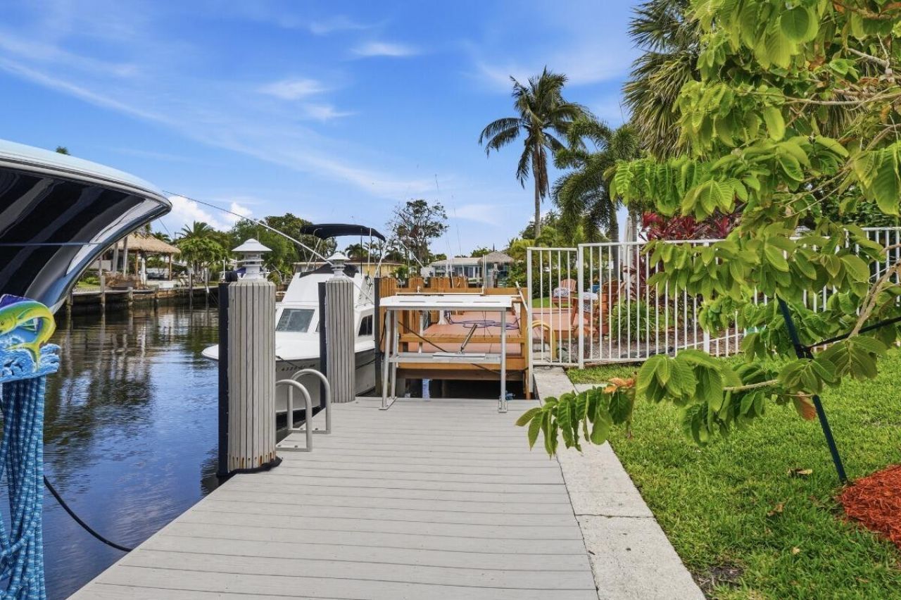 380 SE 5th Avenue, Pompano Beach, FL 33060 Photo