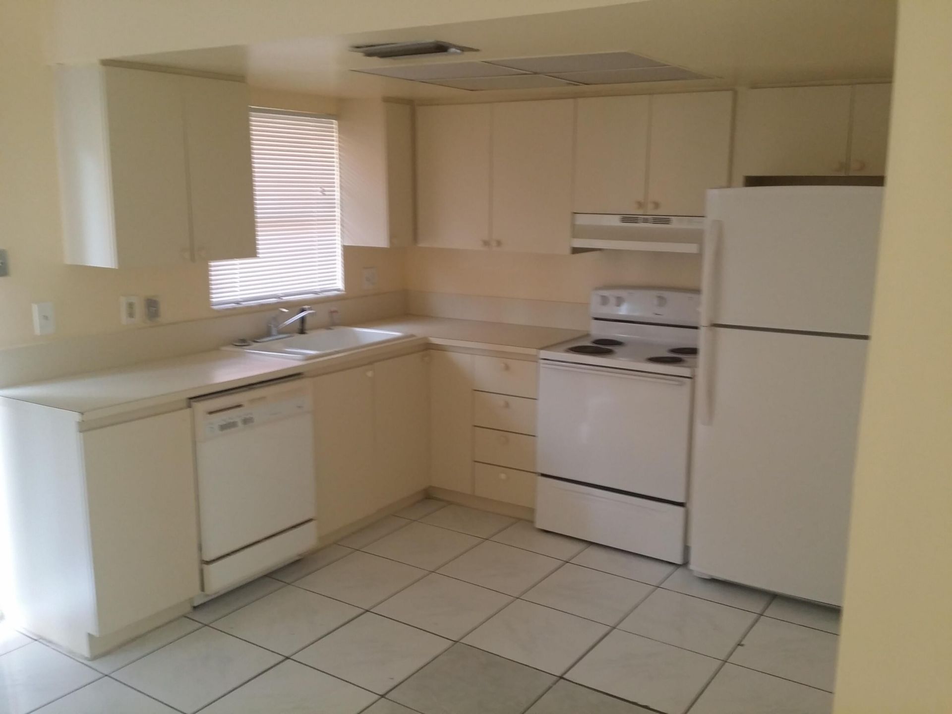 2580 NW 52nd Avenue, Unit C16, Lauderhill, FL 33313 Photo