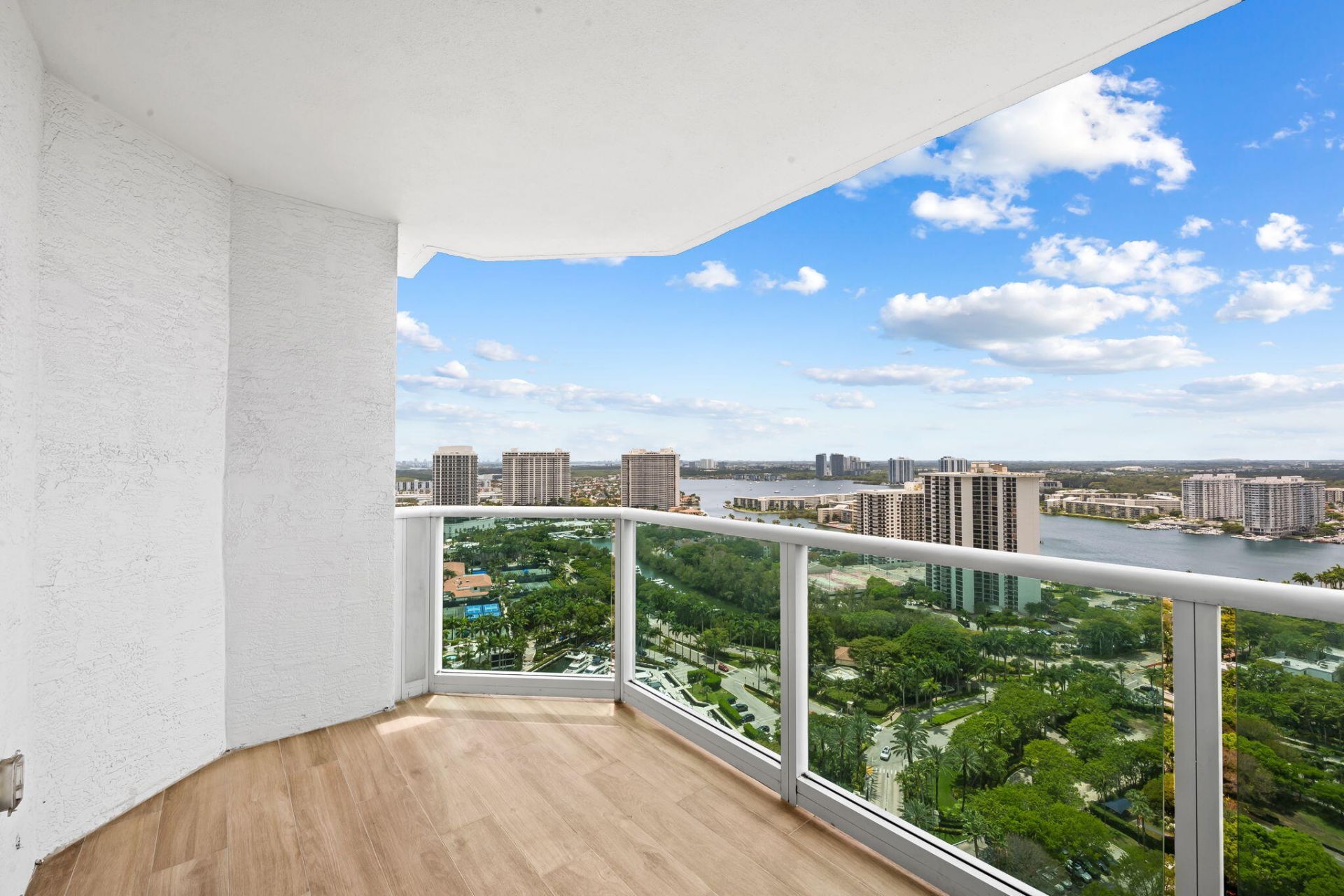 3301 NE 183rd Street, Unit 2906, Aventura, FL 33160 Photo