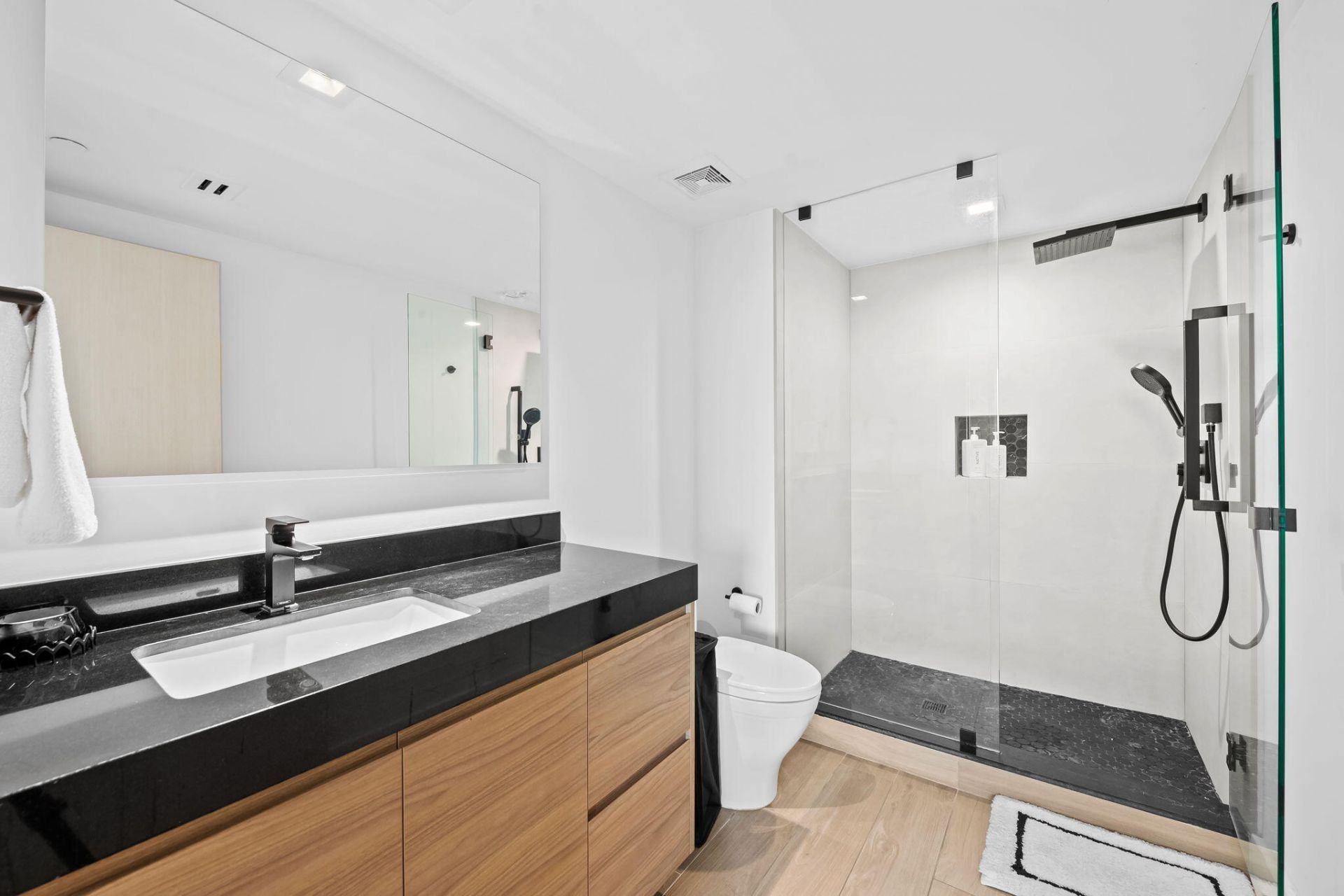 3301 NE 183rd Street, Unit 2906, Aventura, FL 33160 Photo