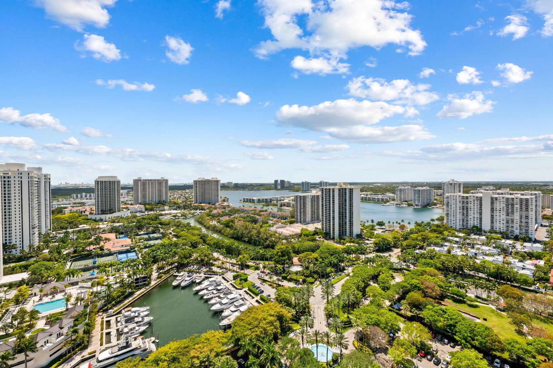 3301 NE 183rd Street, Unit 2906, Aventura, FL 33160 Photo