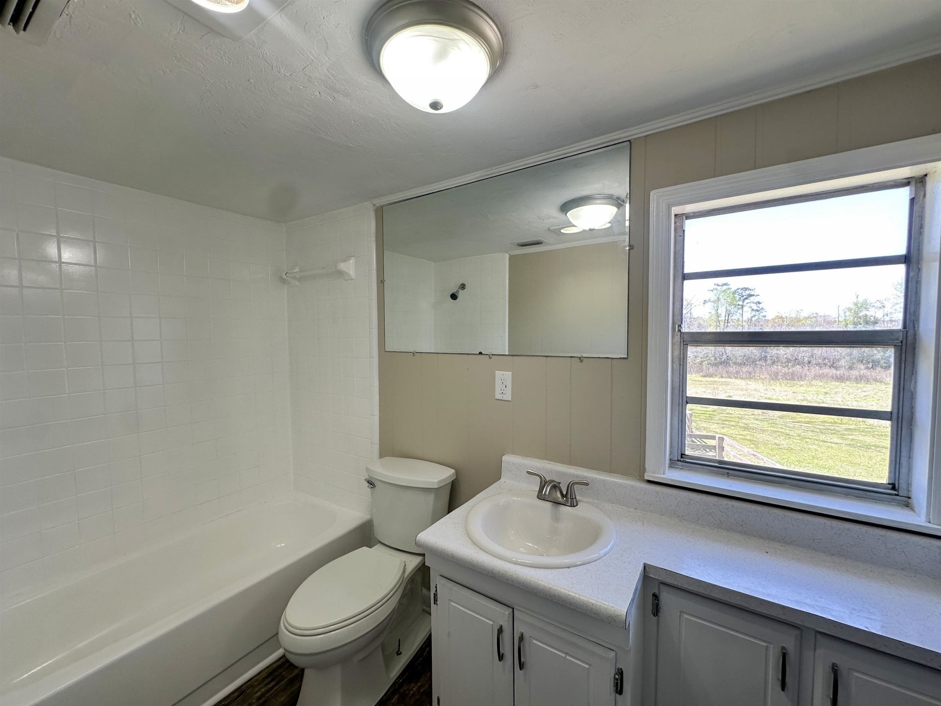2071 Gay Avenue, Sneads, FL 32460 Photo
