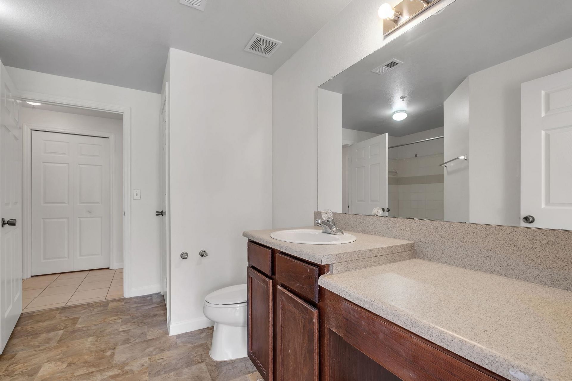 2801 Chancellorsville Drive, Unit 526, Tallahassee, FL 32312 Photo