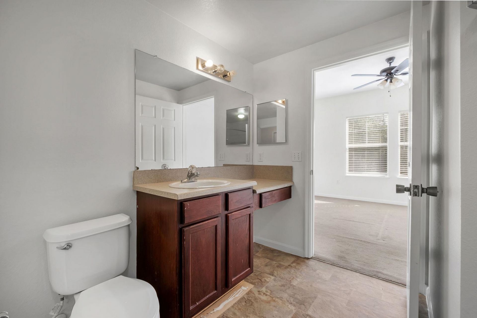 2801 Chancellorsville Drive, Unit 526, Tallahassee, FL 32312 Photo