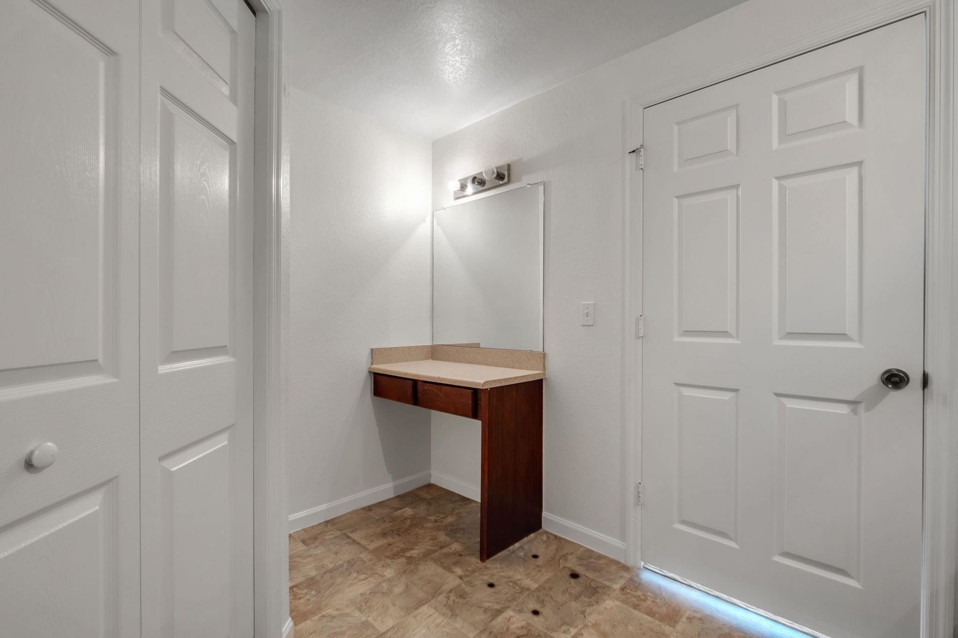 2801 Chancellorsville Drive, Unit 526, Tallahassee, FL 32312 Photo
