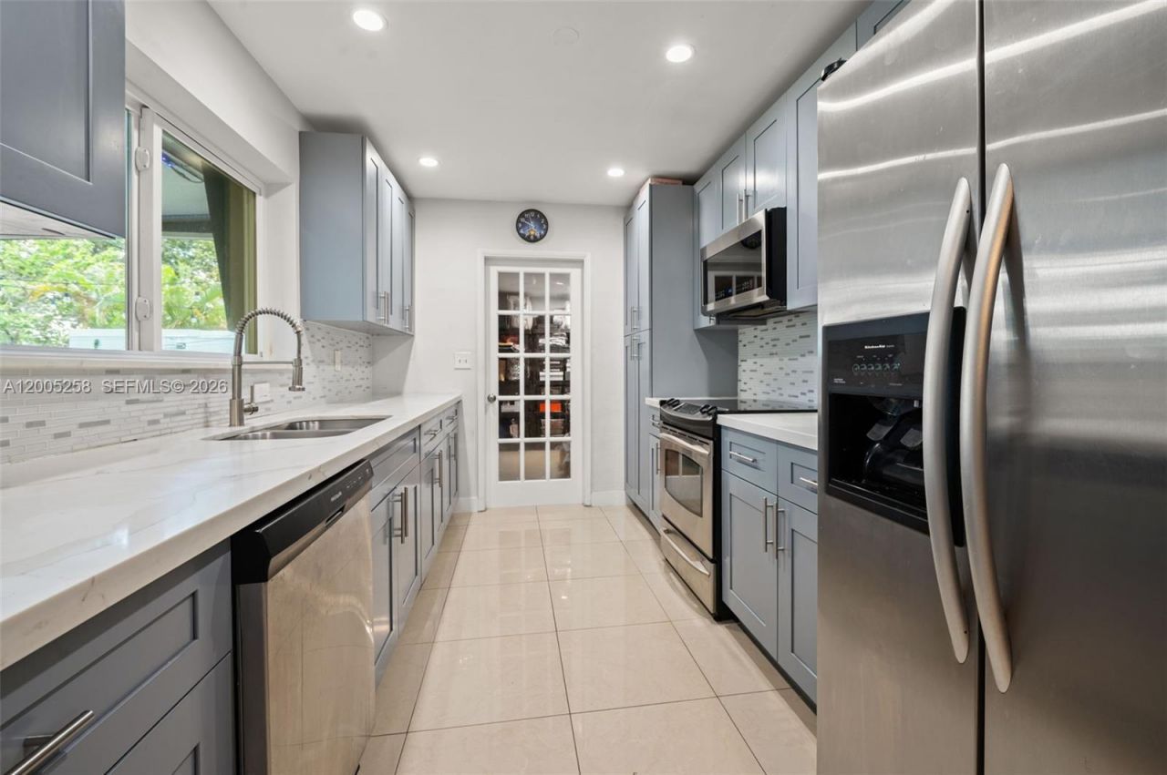 541 SW 38th Ave, Fort Lauderdale, FL 33312 Photo