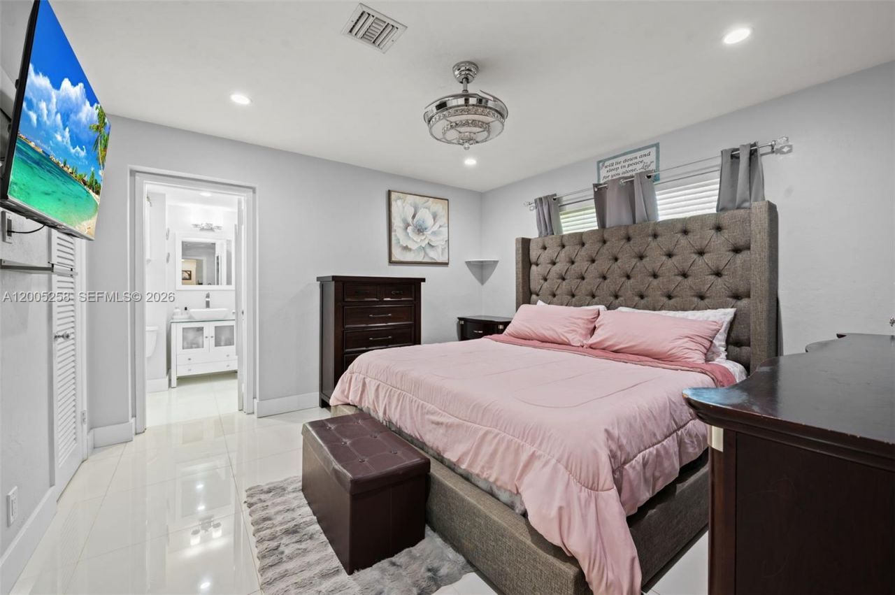 541 SW 38th Ave, Fort Lauderdale, FL 33312 Photo