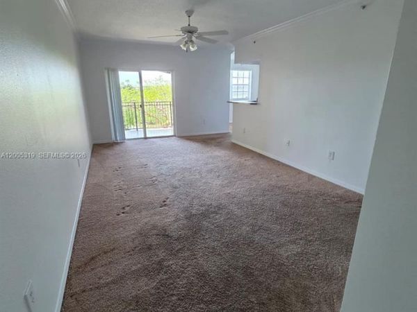 11730 SW 2nd St, Unit 12208, Pembroke Pines, FL 33025