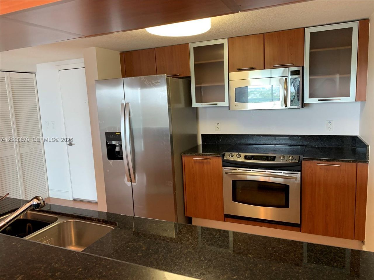 1800 N Bayshore Dr , Unit 1506, Miami, FL 33132 Photo