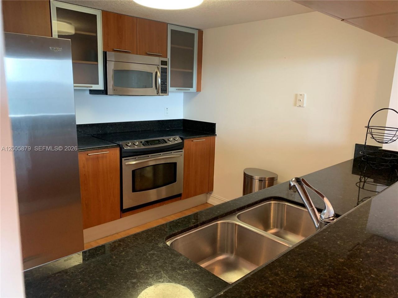 1800 N Bayshore Dr , Unit 1506, Miami, FL 33132 Photo