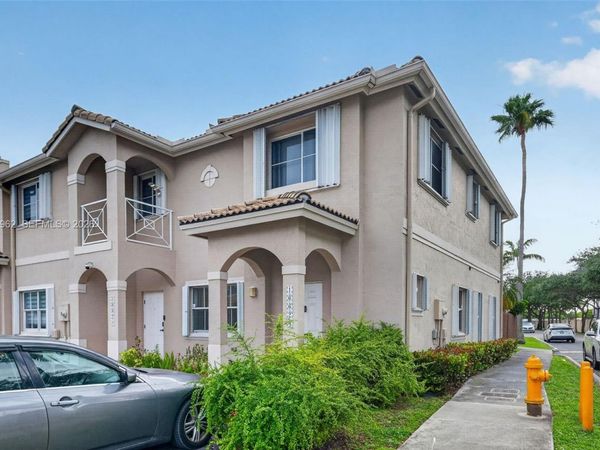 16624 NW 73rd Ct, Unit 16624, Miami Lakes, FL 33014