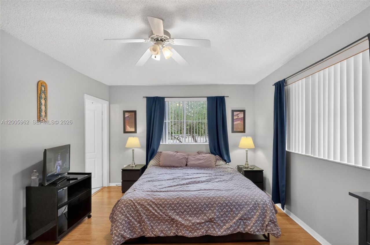 16624 NW 73rd Ct, Unit 16624, Miami Lakes, FL 33014 Photo