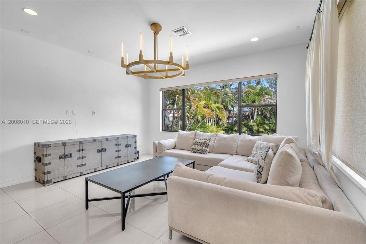 865 SW 113th Ln , Pembroke Pines, FL 33025 Photo