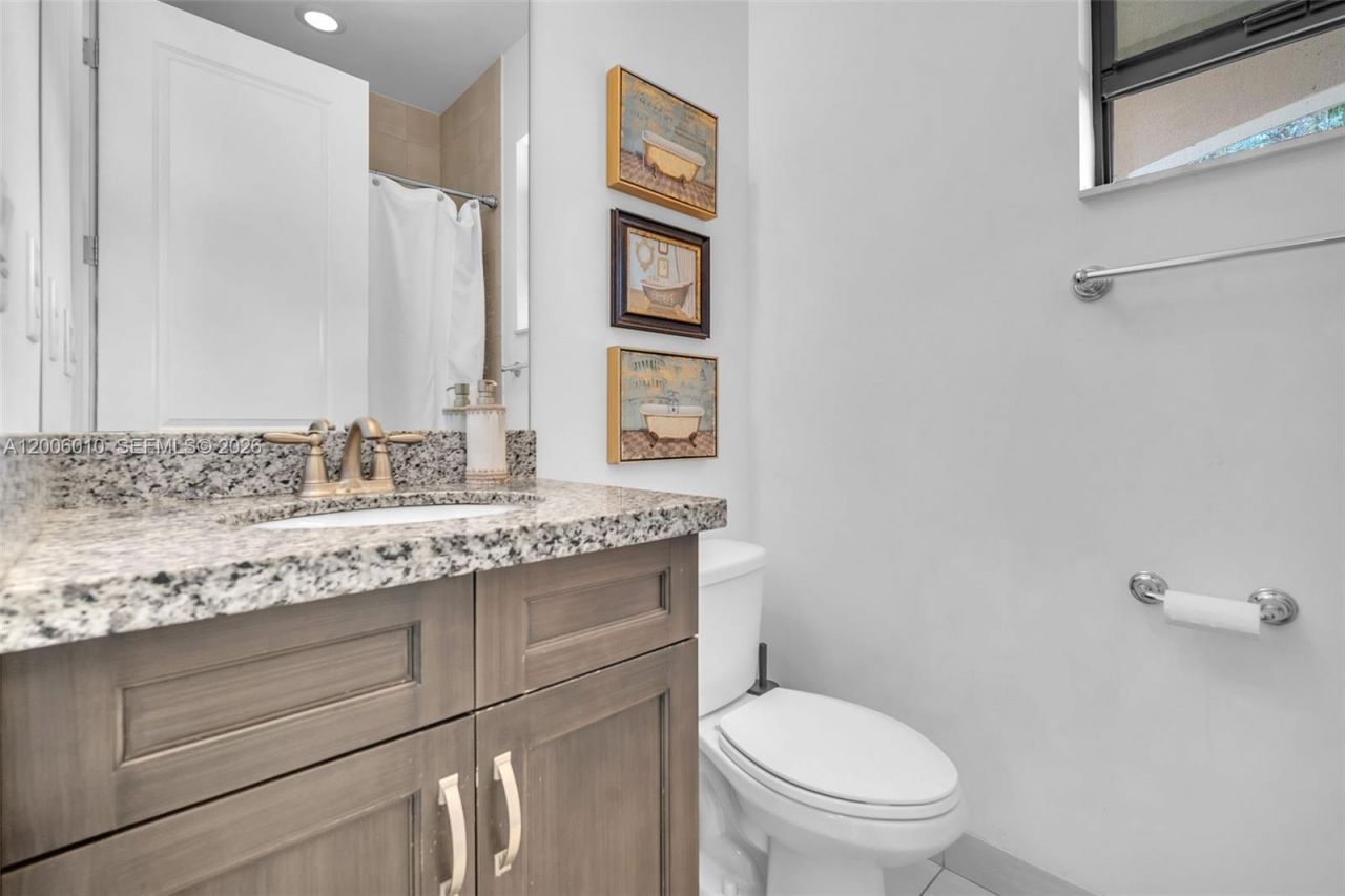 865 SW 113th Ln , Pembroke Pines, FL 33025 Photo