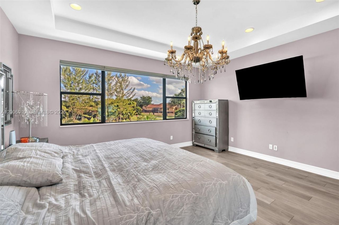 865 SW 113th Ln , Pembroke Pines, FL 33025 Photo