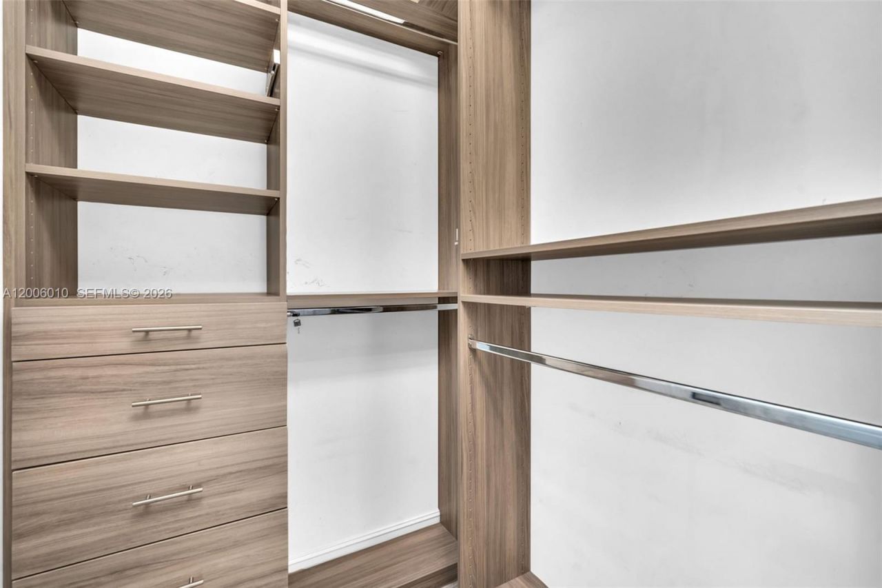 865 SW 113th Ln , Pembroke Pines, FL 33025 Photo